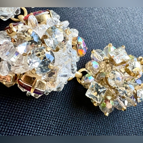 Extremely Rare! J. Crew Crystal and Aurora Borealis Cluster Necklace - Picture 8 of 9